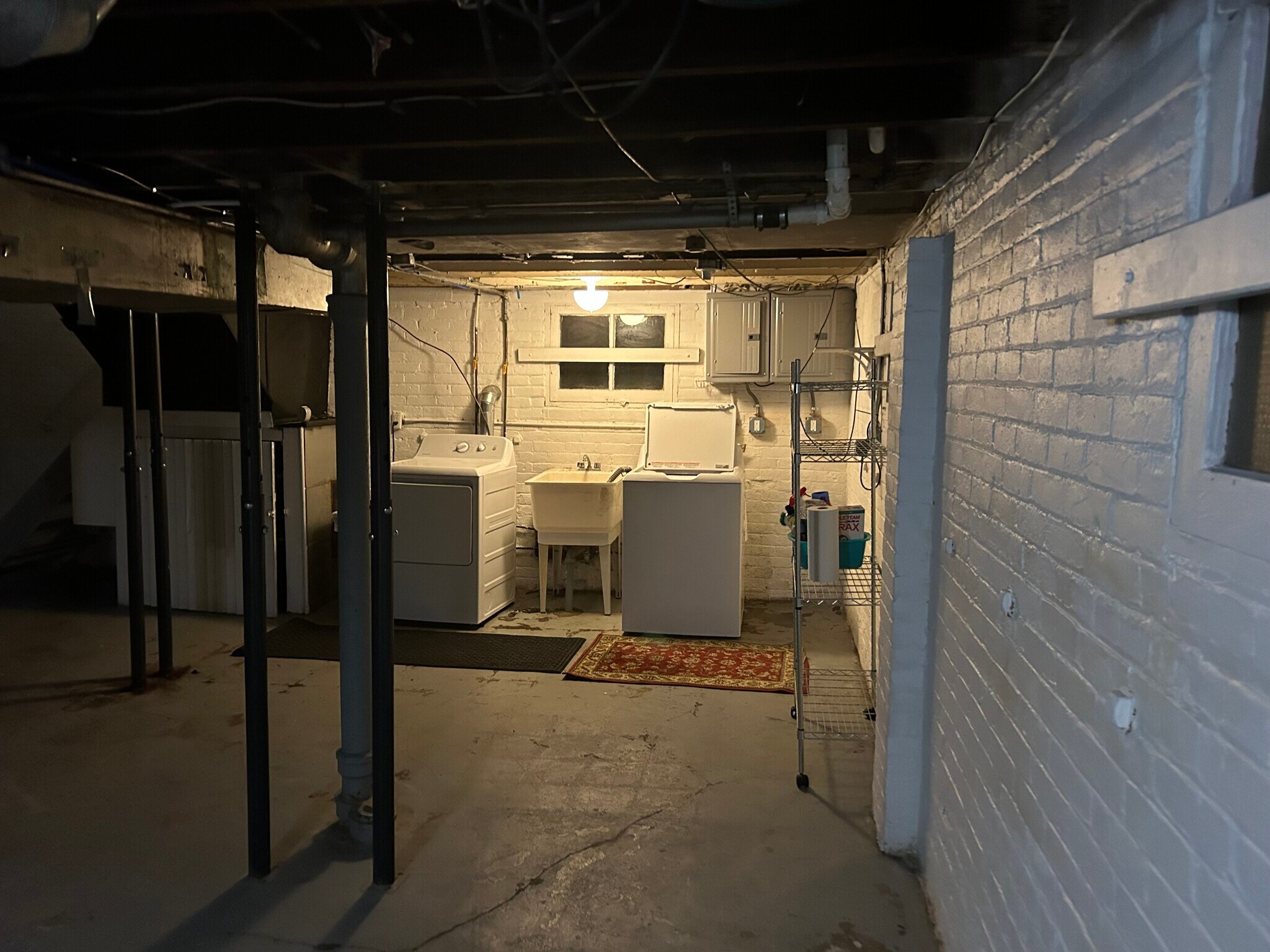 Building Photo - 1465 Maryland St