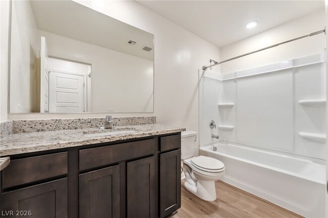 Building Photo - 518 El Gusto Ave