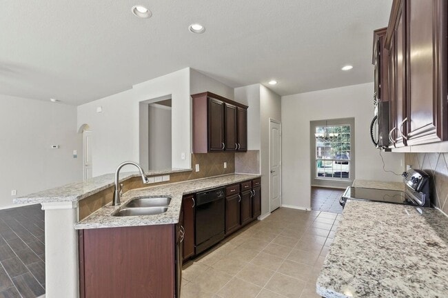 Building Photo - 9617 Tipperary Dr