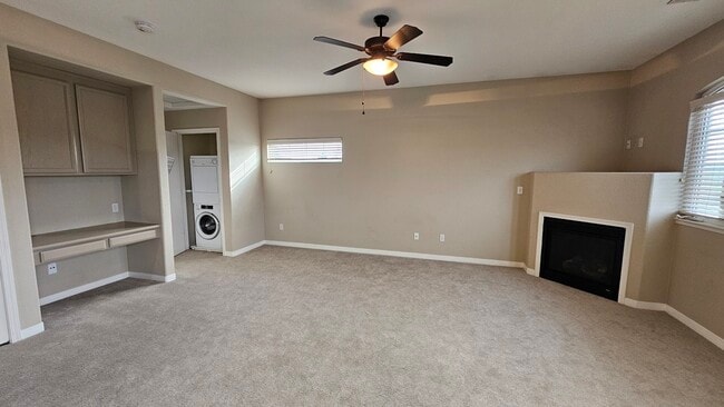 Building Photo - 756 N Texas St