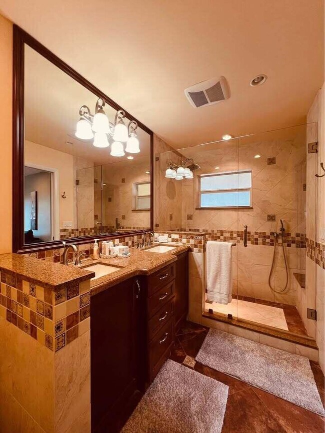 Building Photo - 7834 Edgewater Dr