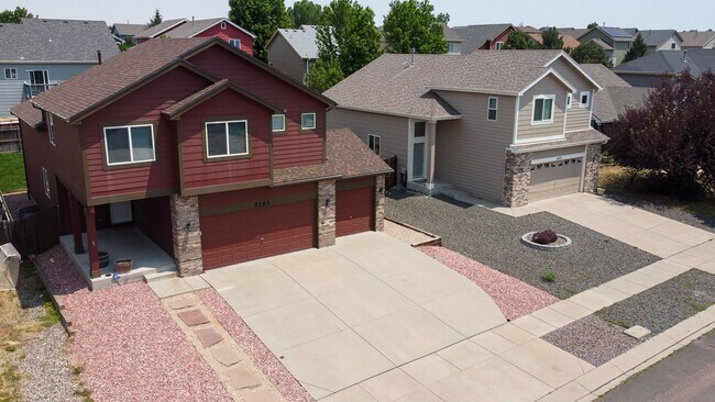Building Photo - Beautiful home with 4 bedrooms, 2 1/2 bathrooms, 3-car garage in cul-de-sac available for $2,350
