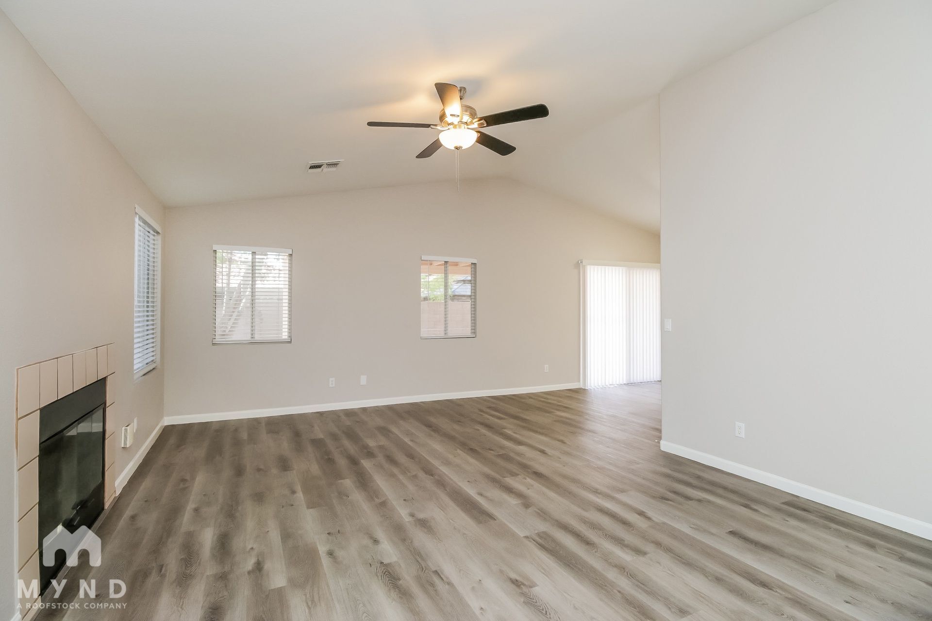 Building Photo - 2027 W 21st Ave