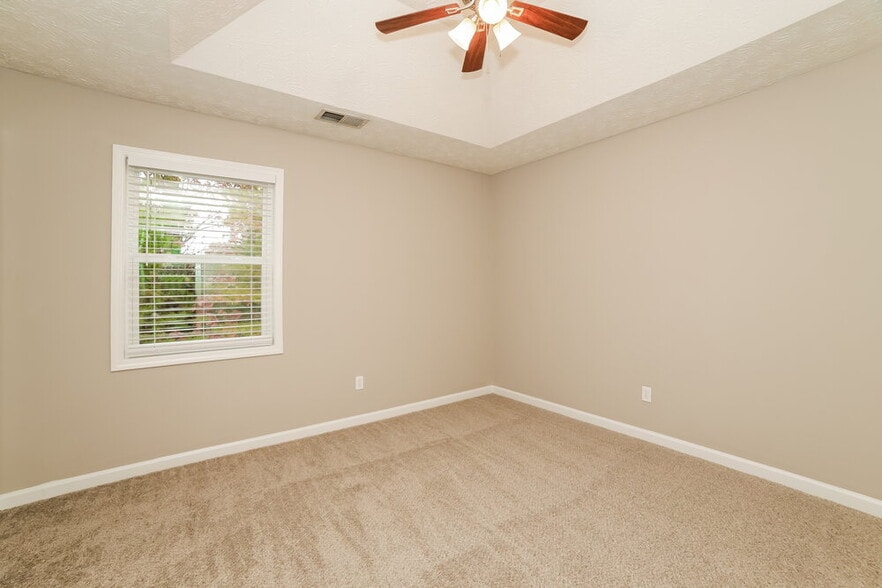 Building Photo - 1118 Marina Ln