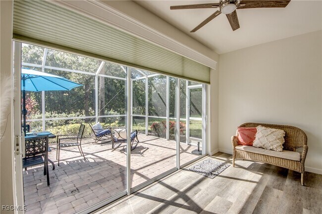 Building Photo - 10519 Diamante Way