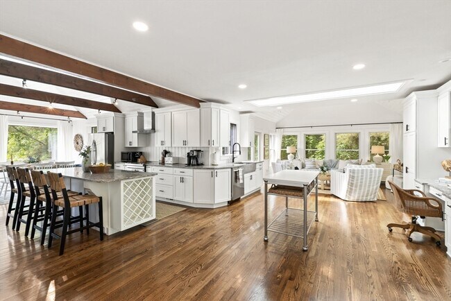 Building Photo - 65 Starboard Ln