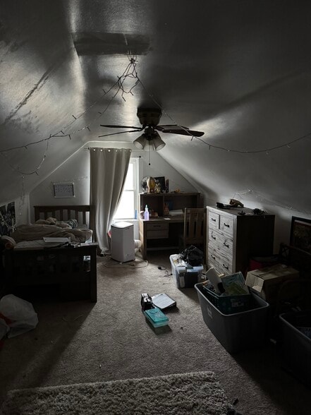 Building Photo - 4319 Tesla St