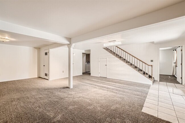 Building Photo - 3959 Ponderosa Ln