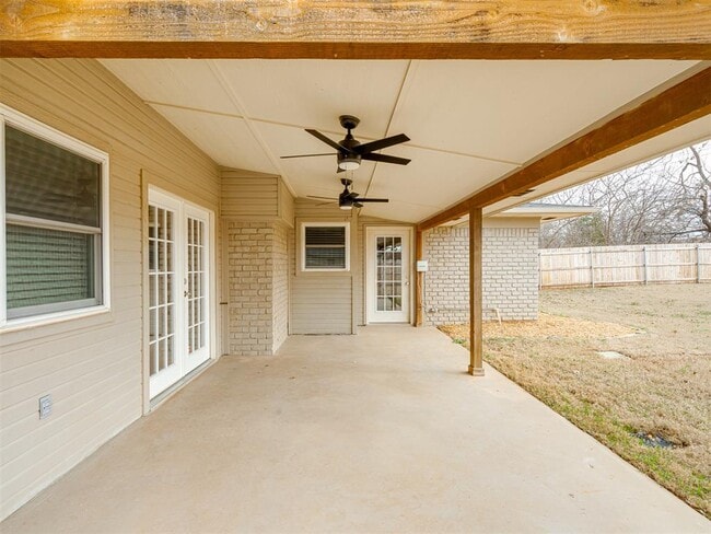 Building Photo - 8 South Ave