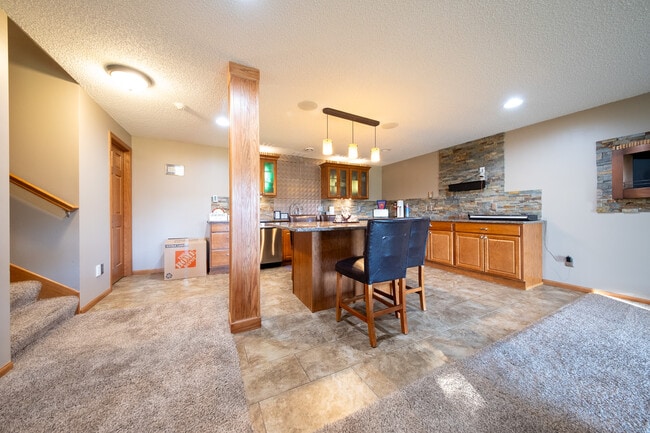 Building Photo - 1838 Penstemon Ln