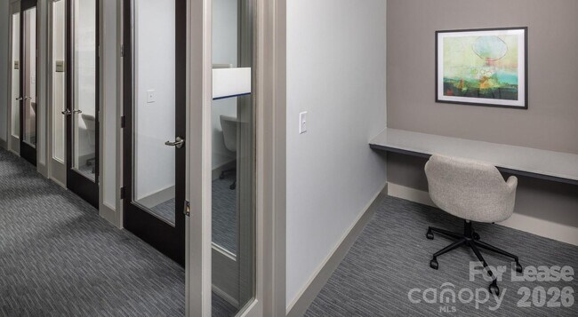 Building Photo - 8424 N Tryon St