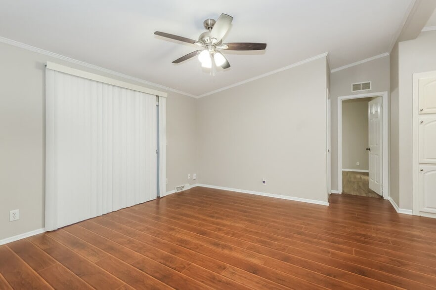 Building Photo - 21039 Sweet Blossom Ln
