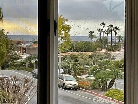 Building Photo - 504 Avocado Ave