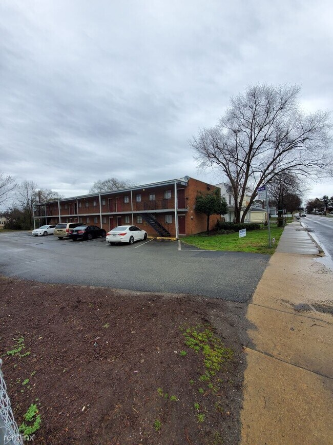 2 br, 1 bath - 1822 Williamsburg Rd - 2 br, 1 bath  - 1822 Williamsburg Rd