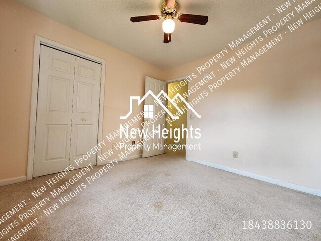 Building Photo - Traditional style home in Citadel Woods!