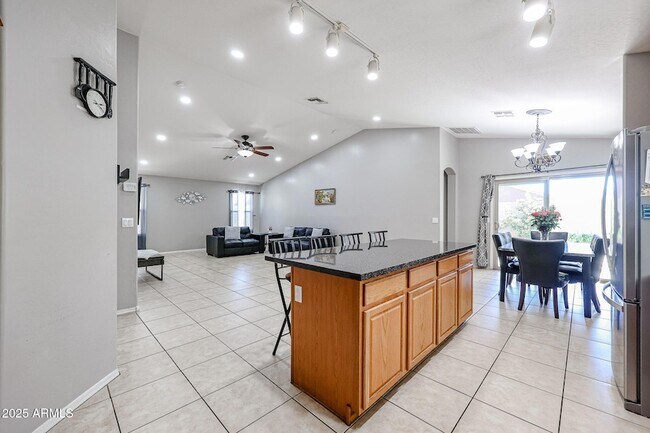 Building Photo - 13959 W Country Gables Dr
