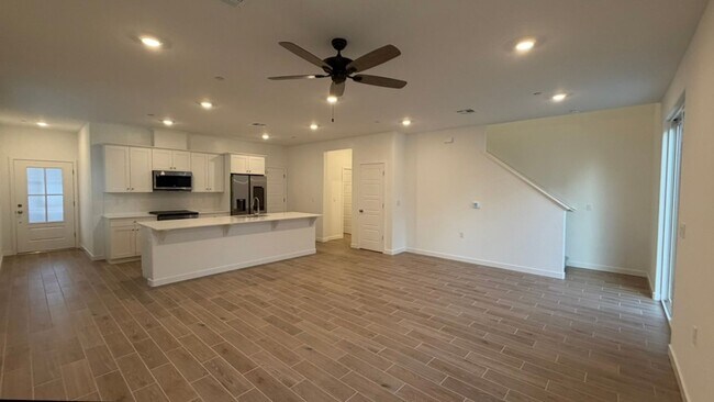 Building Photo - $2,650 Plum Tree, Move in Bonus $500 / Clovis Ave. & Shepherd, New 3 Bd House, Clovis, Heritage G...