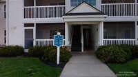 Building Photo - 2802 S Knightsbridge Cir