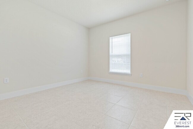 Building Photo - 3 Praver Ln
