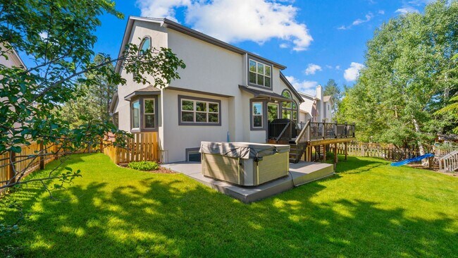 Building Photo - 15390 Paddington Cir