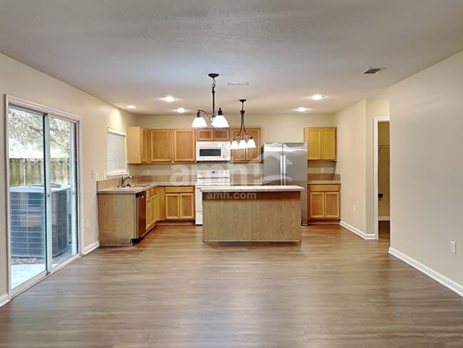 Building Photo - 11659 Spring Board Dr