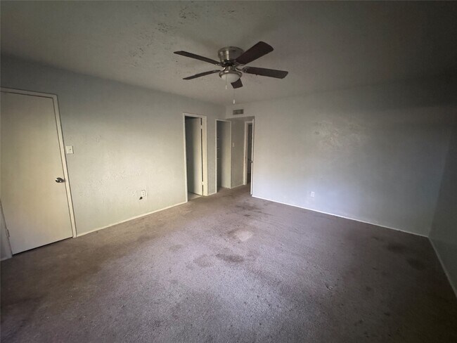 Building Photo - 3807 Cypressdale Dr