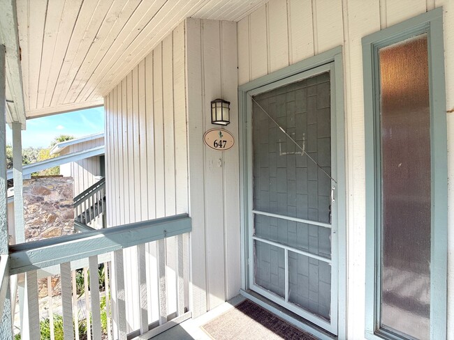 Building Photo - Charming 1-bedroom, 1-bath Gem in the Grenelefe Community!