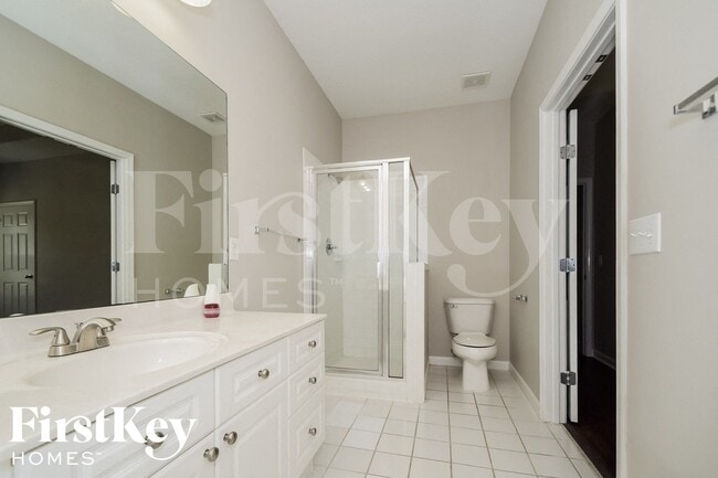 Building Photo - 5749 Marchester Cir