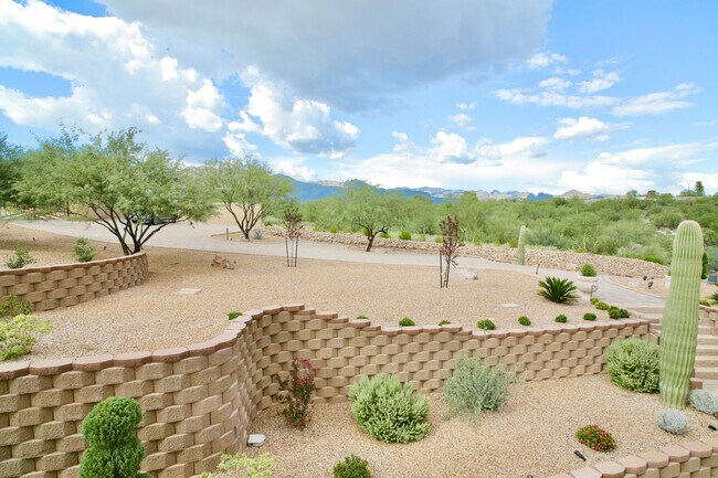 Building Photo - Mountain and City Views from this Furnished Rental!