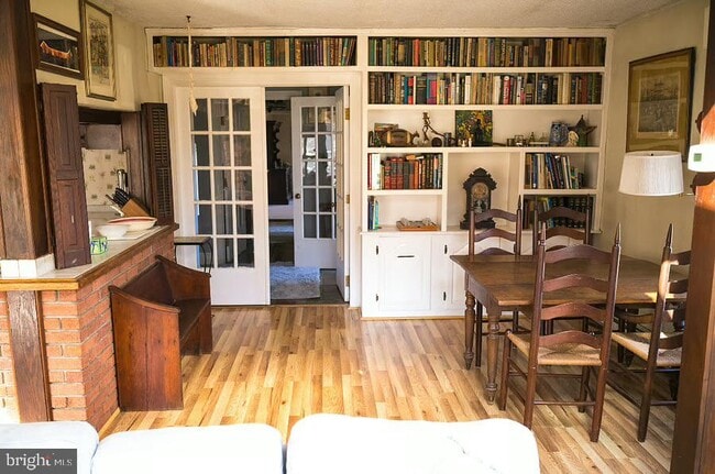 Building Photo - 796 Whitmer Rd