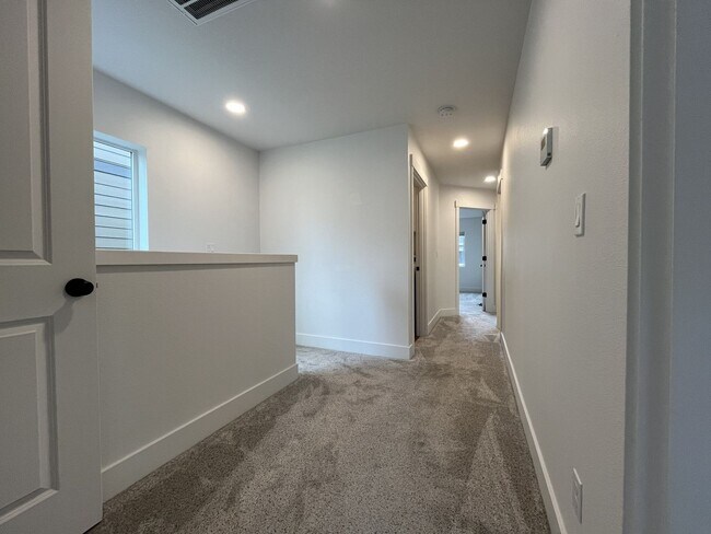 Building Photo - Modern 2022-Built 3-Bedroom Home with Open Layout, Entertainer’s Kitchen. Near Parks & Playgrounds