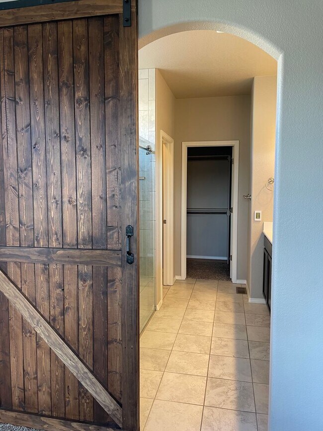 Building Photo - Ranch home on a corner lot with lawn care ...