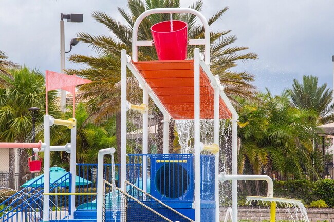 Building Photo - 1031 Splash Shot Pl