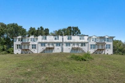 Building Photo - 400 Gallery Ln