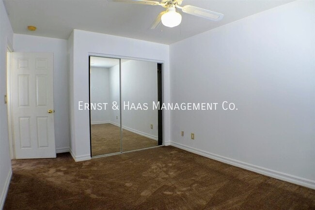 Building Photo - 3560 Pine Ave