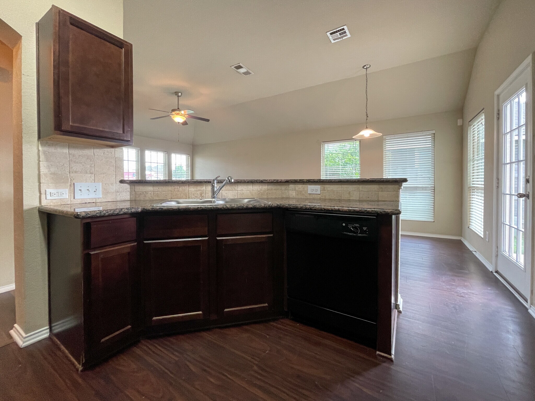 Building Photo - 10304 Walley Way