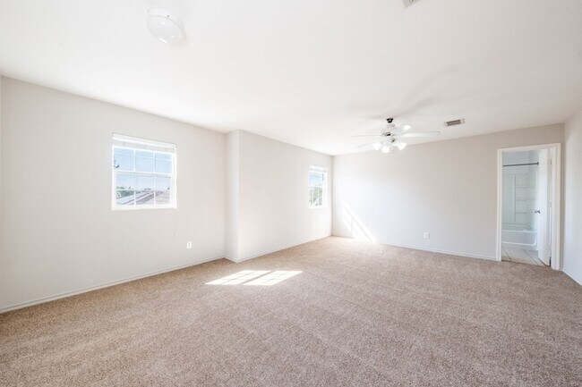 Building Photo - 520 Lewis Canyon Ln