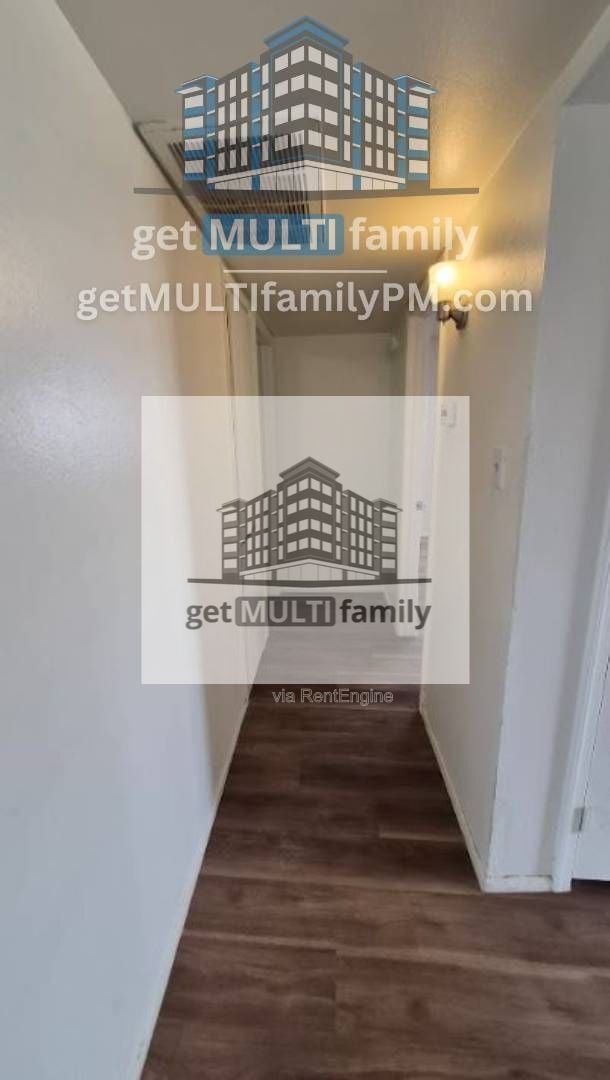 Building Photo - 8407 E Coronado Rd