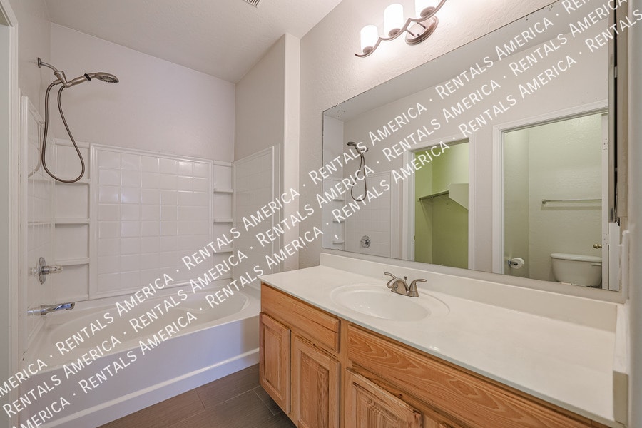 Building Photo - 15029 W Wethersfield Rd