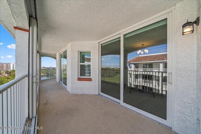 Building Photo - 8954 Puerto Del Rio Dr