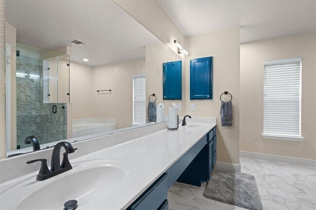 Building Photo - 1509 Shady Creek Trail