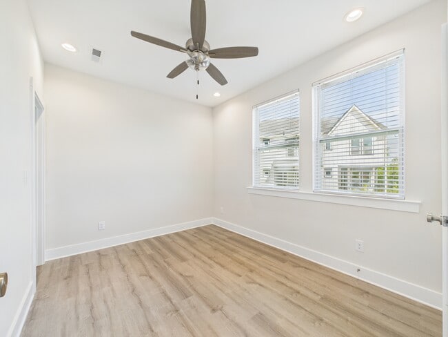 Building Photo - 308 Ferebee Pl