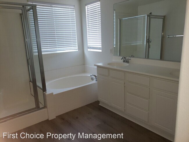 Building Photo - 4 br, 3 bath House - 1599 Alberhill Street