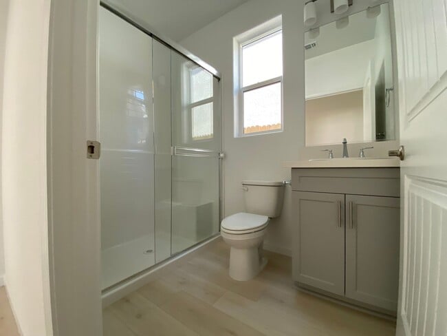 Building Photo - Spacious 4-Bedroom New Build in Prime Nort...