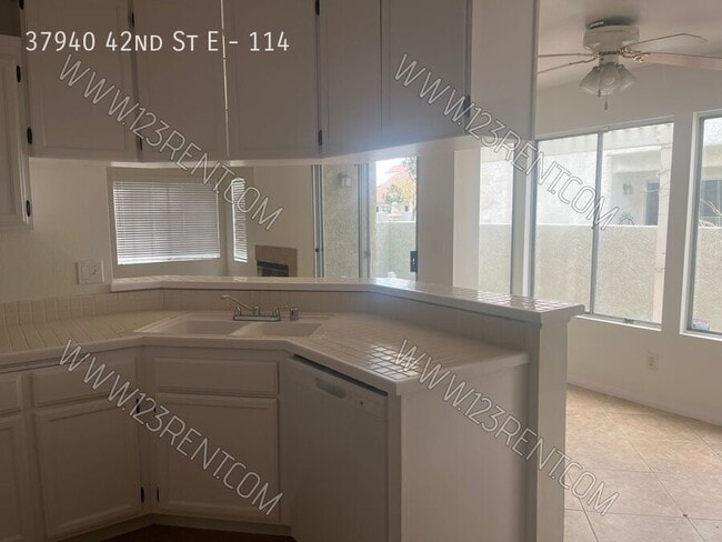 Building Photo - 37940 42nd St E