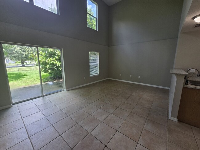 Building Photo - 405 Brooklet Cir