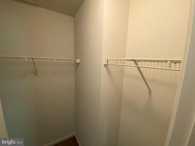 Building Photo - 4249 Normandy Ct