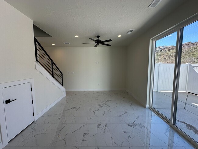 Building Photo - Brand New 3 Bed / 2.5 Bath Townhome – Internet Included