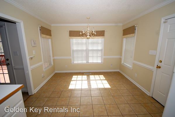 Building Photo - 206 Suttons Run