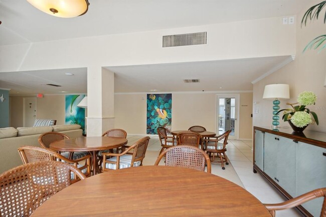Building Photo - 450 S Gulfview Blvd